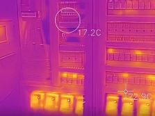 Thermal scan of a distribution board with temperature readings